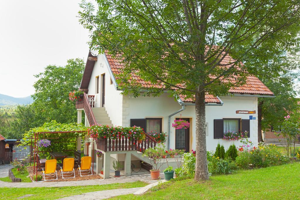 Apartment Ines Smoljanac Eksteriør billede